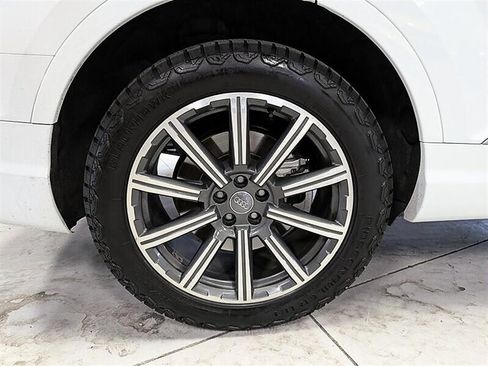 Used 2017 Audi Q7 3.0T Premium Plus AWD/4WD image 13