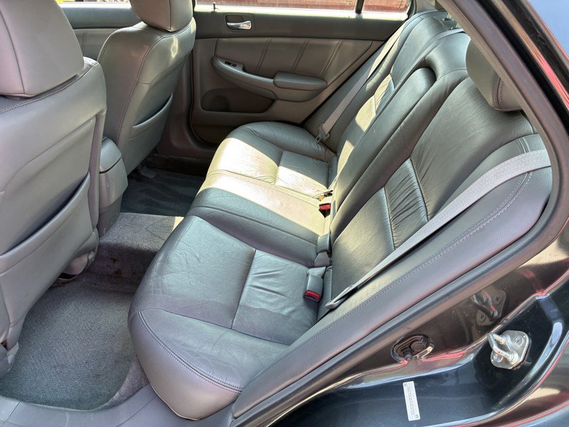 Used 2004 Honda Accord EX image 13