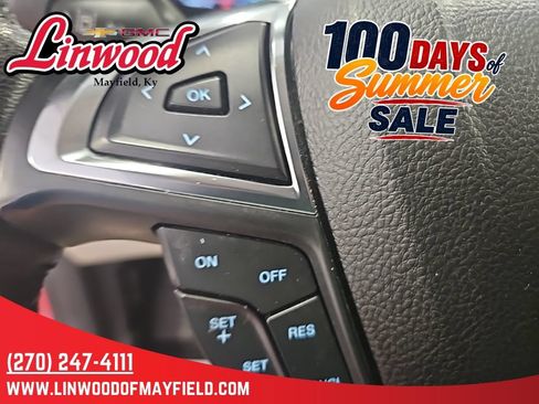 Used 2021 Ford Edge Titanium AWD/4WD image 19