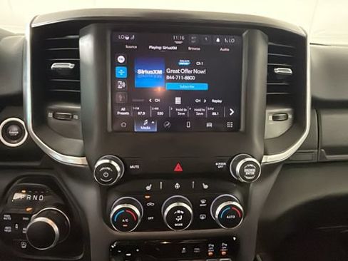 Used 2022 RAM 1500 Big Horn AWD/4WD image 22