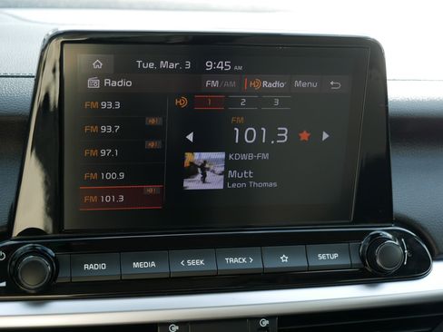 Certified 2022 Kia Forte LXS w/ LXS Technology Package image 22