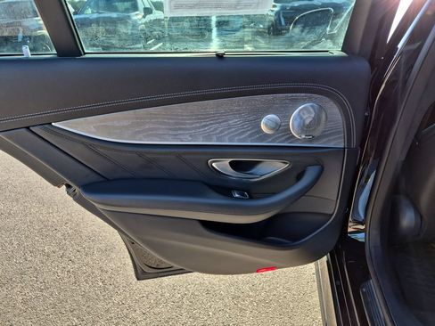 Used 2022 Mercedes-Benz E 53 AMG 4MATIC Sedan image 33