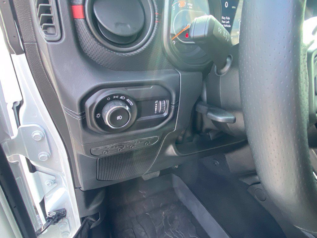 Used 2026 Jeep Wrangler Unlimited Rubicon 392 w/ Quick Order Package 27X Moab AWD/4WD image 12