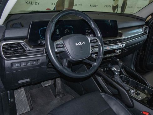 Used 2025 Kia Telluride S AWD/4WD image 6