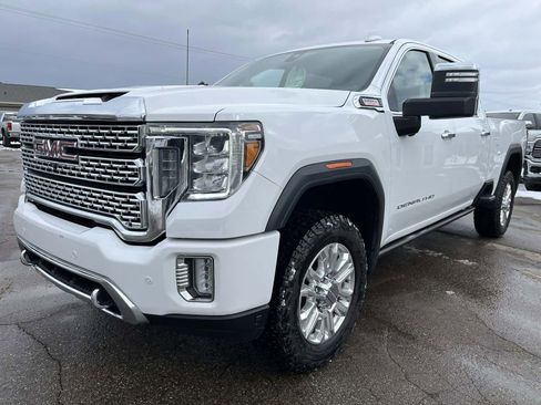 Used 2021 GMC Sierra 3500 Denali w/ Denali Ultimate Package image 2