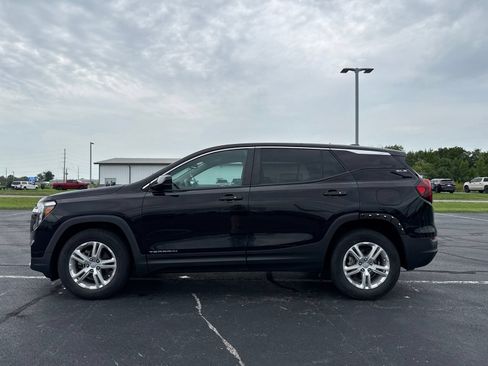 Used 2022 GMC Terrain SLE FWD image 6