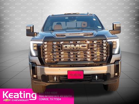 Used 2025 GMC Sierra 2500 Denali Ultimate AWD/4WD image 4