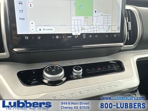 Used 2025 Ford Expedition Active image 19
