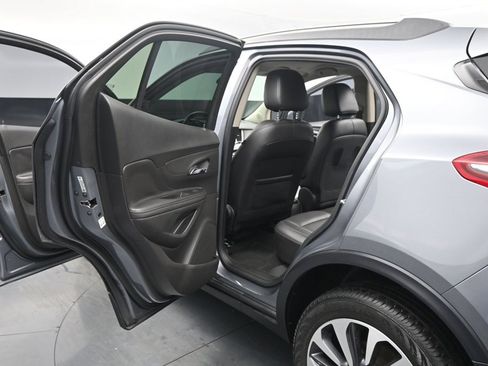 Used 2019 Buick Encore Essence FWD image 19