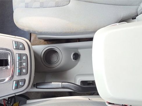 Used 2007 Chevrolet Equinox LS image 33