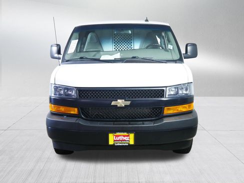 Used 2021 Chevrolet Express 2500 w/ Safety Package RWD image 2