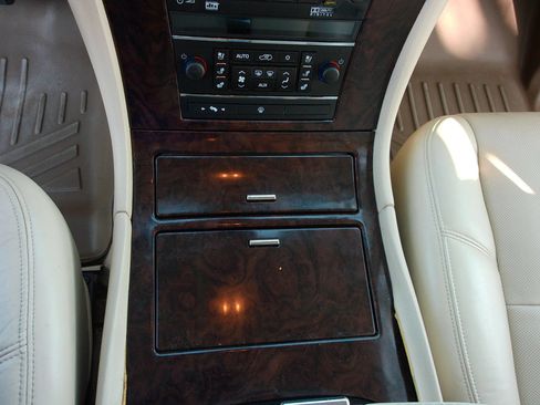 Used 2008 Cadillac Escalade 2WD image 18