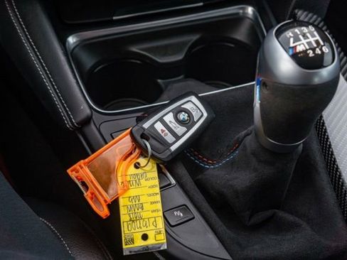 Used 2018 BMW M3 image 27