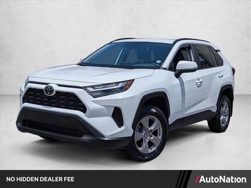 Used 2024 Toyota RAV4 XLE FWD image 1