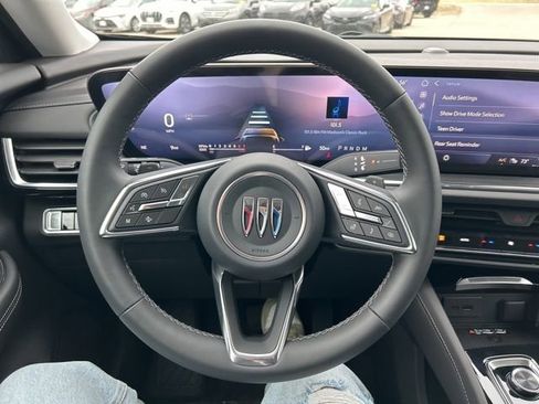 New 2025 Buick Envision Preferred image 20