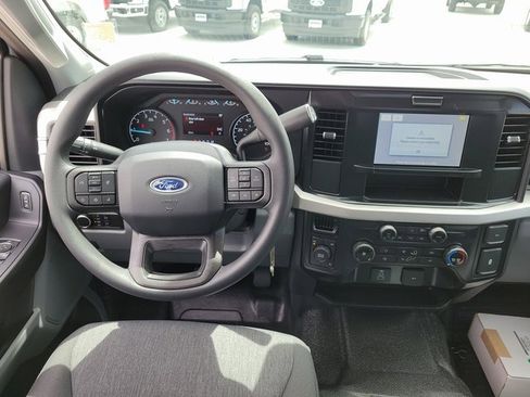 New 2025 Ford F250 XL image 9