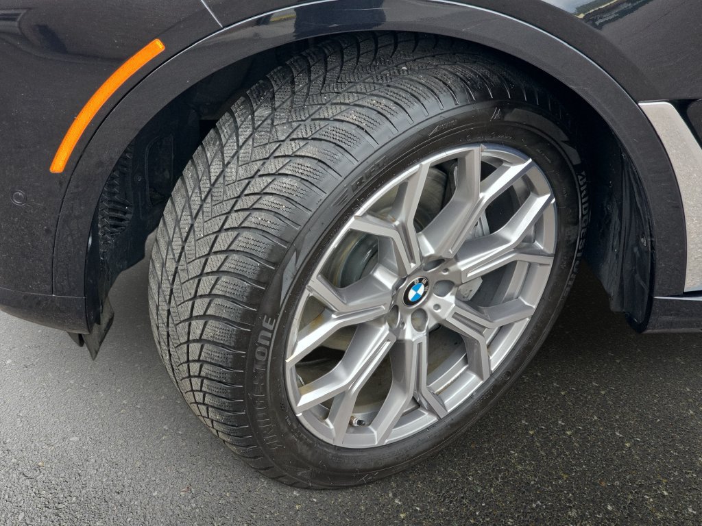 Used 2024 BMW X7 xDrive40i AWD/4WD image 36