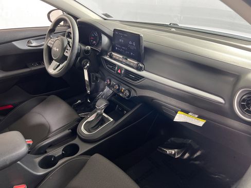 Used 2023 Kia Forte LXS w/ LXS Technology Package image 26