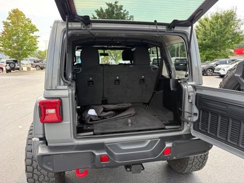 Used 2021 Jeep Wrangler Unlimited Rubicon w/ LED Lighting Group AWD/4WD image 30