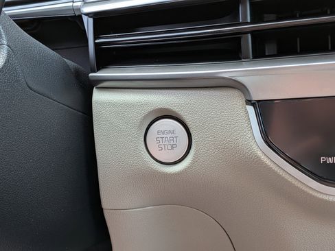 New 2026 Kia Sorento S FWD image 34