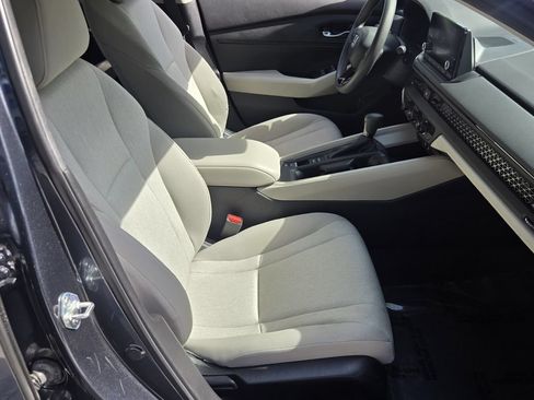 Certified 2024 Honda Accord LX image 17
