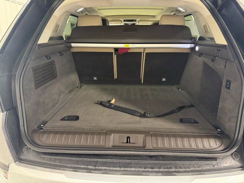 Used 2020 Land Rover Range Rover Sport HSE image 8