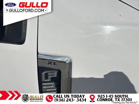 Used 2020 Ford F250 XL w/ Power Equipment Group AWD/4WD image 2