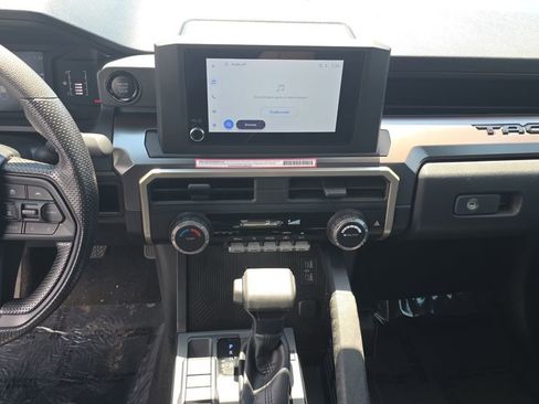 Used 2024 Toyota Tacoma SR5 image 18