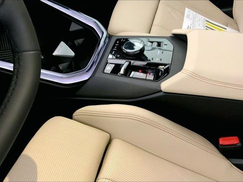 New 2026 BMW X3 xDrive30i w/ Premium Package AWD/4WD image 6