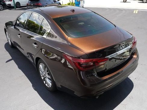 Used 2018 INFINITI Q50 Luxe w/ Sensory Package (Luxe) RWD image 8