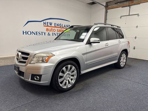 Used 2012 Mercedes-Benz GLK 350 4MATIC image 1