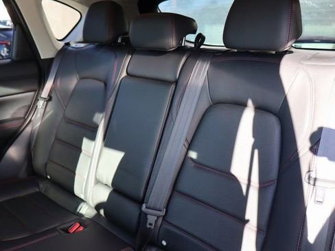 Used 2023 MAZDA CX-5 Carbon Edition image 16