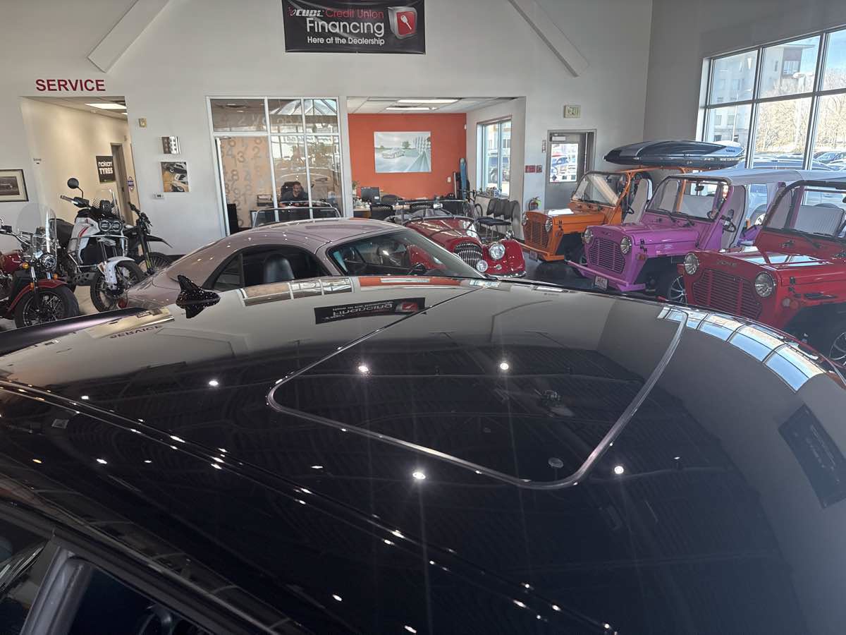Used 2023 Dodge Challenger SRT Hellcat RWD image 19