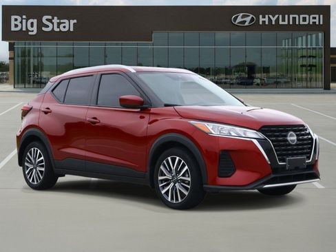 Used 2024 Nissan Kicks SV FWD image 6
