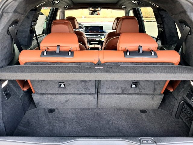 New 2027 BMW X7 xDrive40i w/ Executive Package AWD/4WD image 28