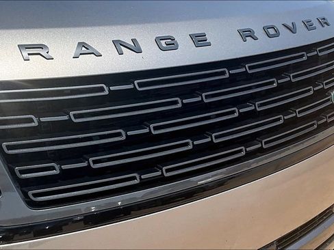 Used 2023 Land Rover Range Rover SE AWD/4WD image 28