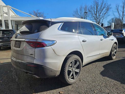 Used 2023 Buick Enclave Essence w/ Experience Buick Package image 3