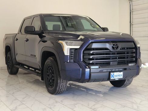 Used 2025 Toyota Tundra SR5 w/ SR5 Premium Package AWD/4WD image 3