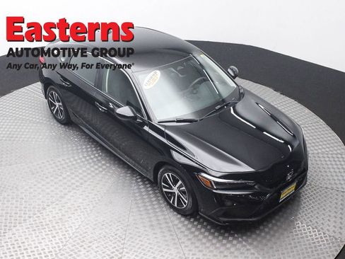 Used 2024 Honda Civic LX image 3