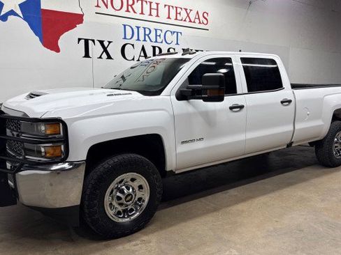 Used 2019 Chevrolet Silverado 2500 W/T AWD/4WD image 12