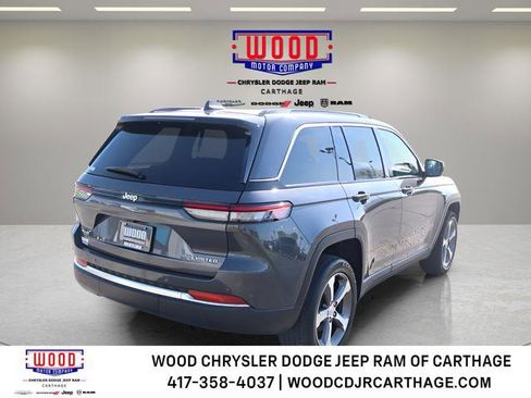 Used 2024 Jeep Grand Cherokee Limited AWD/4WD image 3