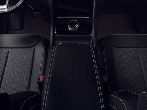 New 2026 Jeep Grand Cherokee Laredo X image 4