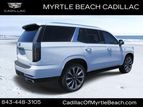 New 2026 Cadillac Escalade Platinum Luxury AWD/4WD image 3