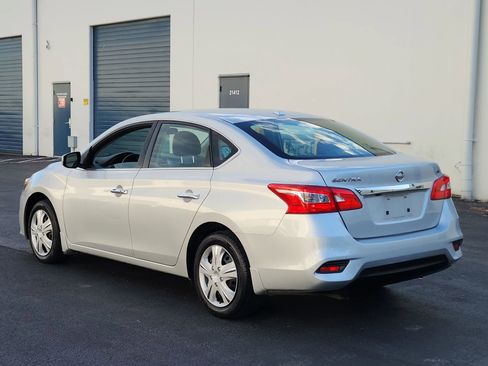 Used 2017 Nissan Sentra SV FWD image 3