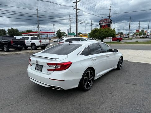 Used 2022 Honda Accord Sport image 7