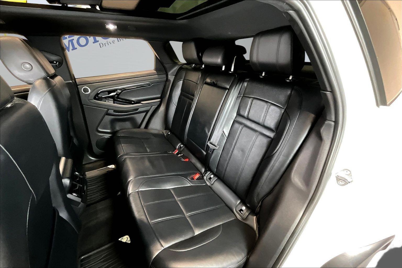 Used 2021 Land Rover Range Rover Evoque SE AWD/4WD image 22