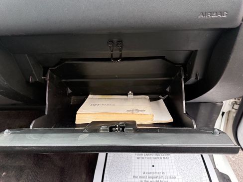 Used 2012 Chevrolet Colorado LT image 33