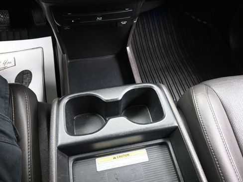 Used 2019 Honda Odyssey Elite image 11