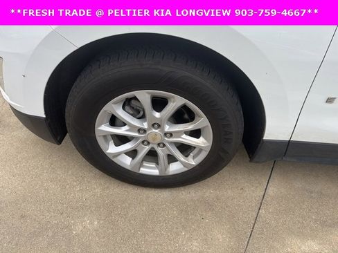 Used 2021 Chevrolet Equinox LS w/ LS Convenience Package image 9