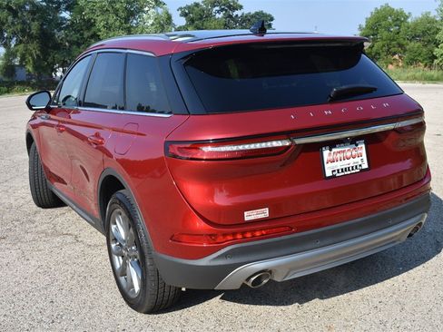 Used 2022 Lincoln Corsair AWD w/ Premium Package image 5